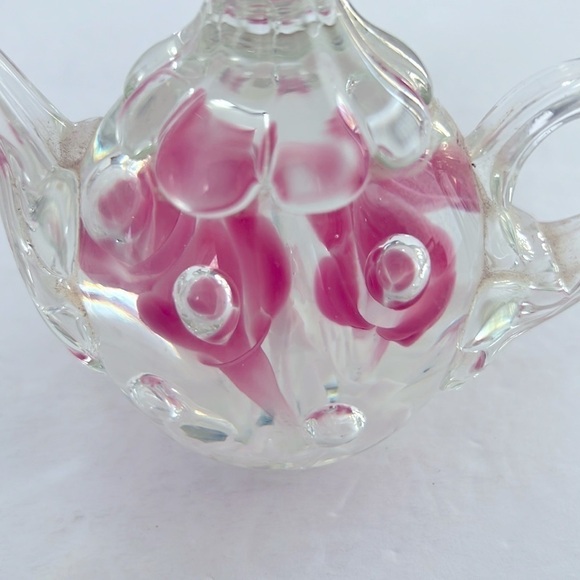 Vintage signed Joe St. Claire Teapot Paperweight - Picture 2 of 6